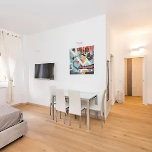 https://magnoliaapartments-2a-s-m-valle-duomo.it-lombardy.com